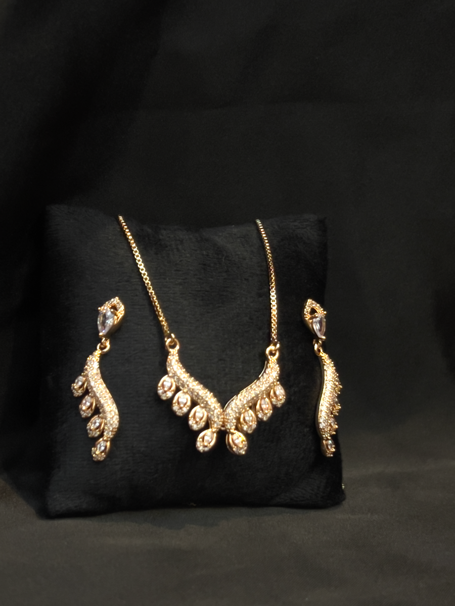 Golden Vine Threader Set